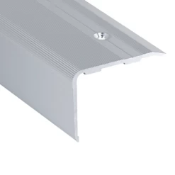 Nez De Marche Strié Percé Jupe Large Alu Incolore 48 X 34 Mm Longueur 3 Mètres Romus 15003 -Bosch Soldes 1500